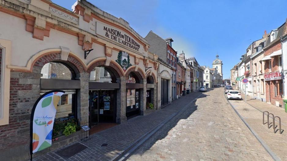 Le Gite Des Geants Le Quesnoy  Exterior photo